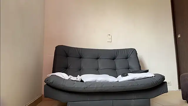 Saturno v online show from March 18, 1:42 pm