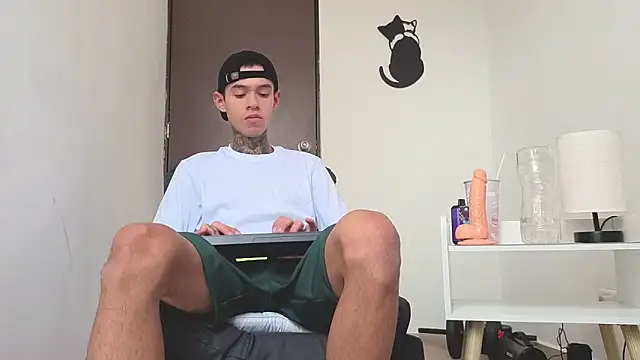 Saturno v online show from November 13, 10:36 am