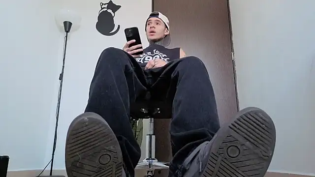 Saturno v online show from March 12, 11:05 am