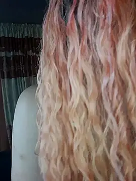 Sexy-Favgirl online show from March 4, 10:16 pm