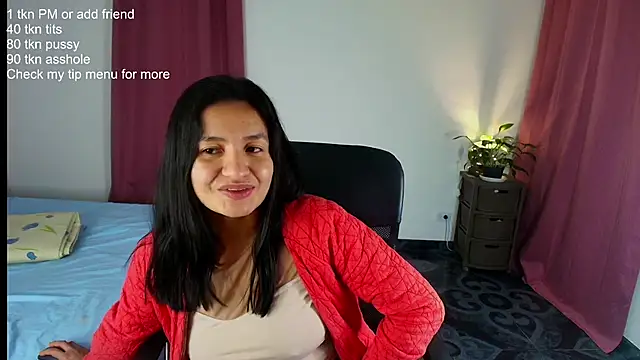 Snapshot of ChloeSanchezx chatting on December 1, 6:07 am ChloeSanchezx online show from December 1, 6:07 am