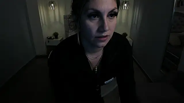 escarleth   online show from September 22, 1:46 pm