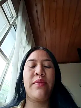 Snapshot of Miia_grand chatting on November 18, 12:31 pm Miia grand online show from November 18, 12:31 pm