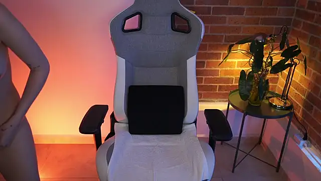 anyacutex online show from January 18, 7:37 pm