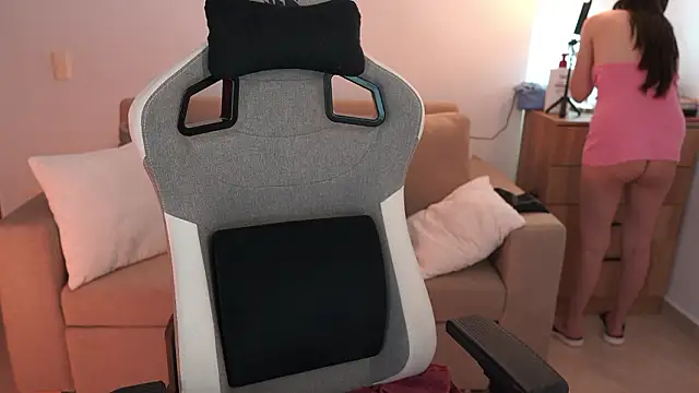 anyacutex online show from February 14, 7:32 pm