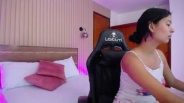 melody flowers online show from December 17, 12:22 pm