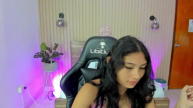 melody flowers online show from March 7, 3:28 pm