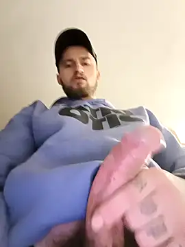 wariacik0024 online show from February 8, 5:16 pm