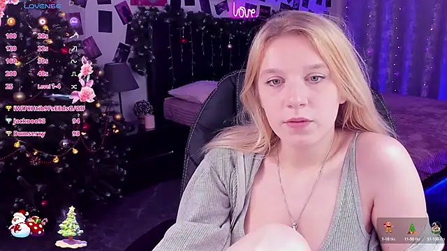 KarambaMoon online show from December 24, 3:05 am