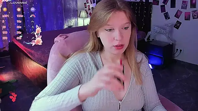 KarambaMoon online show from June 11, 8:29 pm