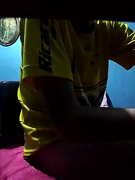 Snapshot of hugosafado333 chatting on September 16, 3:18 am hugosafado333 online show from September 16, 3:18 am