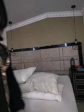 kimCosseyy online show from April 22, 2:03 am