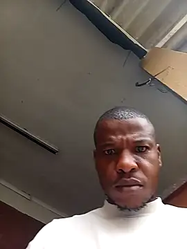 Snapshot of izinjamfee2 chatting on September 28, 9:03 am izinjamfee2 online show from September 28, 9:03 am