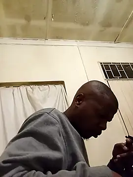 Snapshot of izinjamfee2 chatting on November 7, 12:54 am izinjamfee2 online show from November 7, 12:54 am