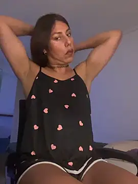 Snapshot of Yerucita chatting on September 24, 2:15 am Yerucita online show from September 24, 2:15 am