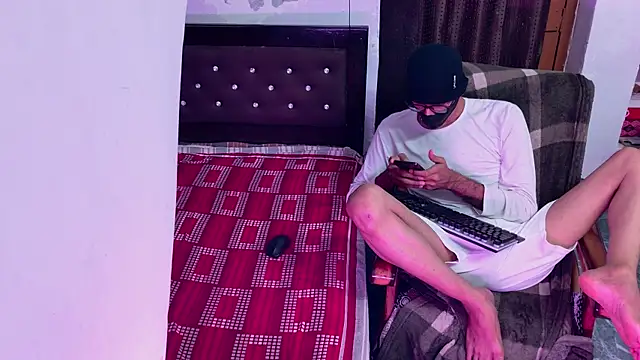 Habibi big b online show from October 16, 6:31 pm