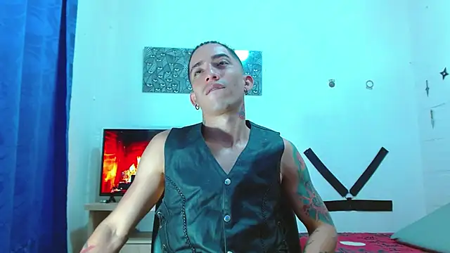 targuerian22 online show from January 16, 8:11 am