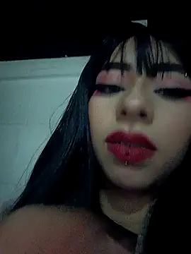 Snapshot of hanna__azumi chatting on February 6, 6:51 am hanna azumi online show from February 6, 6:51 am