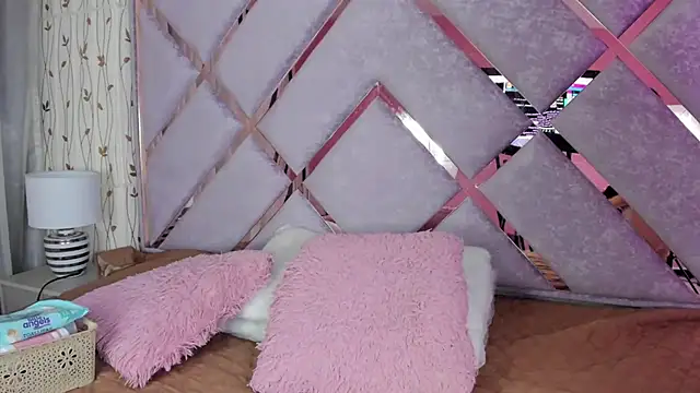 Snapshot of hanna__azumi chatting on February 22, 3:12 am hanna azumi online show from February 22, 3:12 am