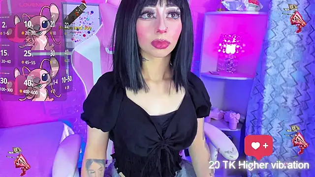 Snapshot of hanna__azumi chatting on November 10, 1:37 am hanna azumi online show from November 10, 1:37 am