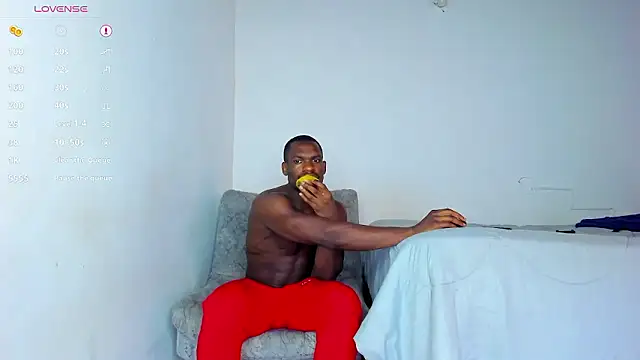 edwin mosquera1 online show from April 16, 5:47 pm