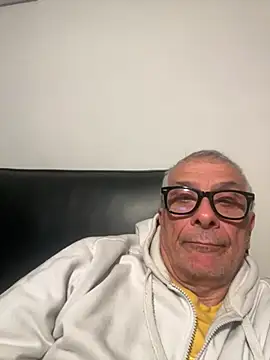 4n4l1zz4m1 online show from February 15, 8:27 pm