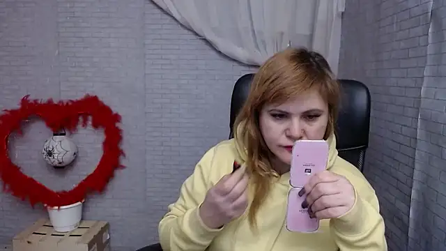 DaniellaKiss online show from January 25, 1:10 am