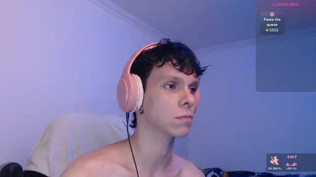 bryamado69 online show from April 20, 11:39 pm