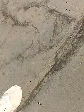 Snapshot of Gururonny07 chatting on December 4, 8:01 am Gururonny07 online show from December 4, 8:01 am