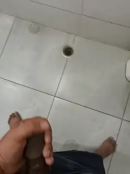 Snapshot of Gururonny07 chatting on September 9, 12:26 pm Gururonny07 online show from September 9, 12:26 pm