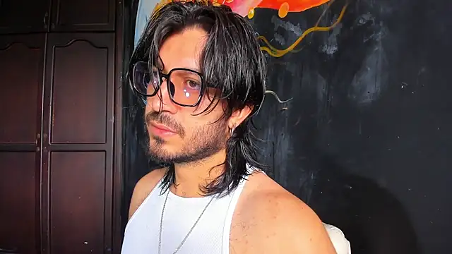 Ackerman Eren  online show from November 1, 3:14 pm