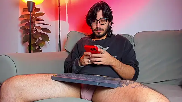 Ackerman Eren  online show from November 14, 5:44 pm