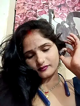 Snapshot of annaya_sweet chatting on July 5, 8:32 am annaya sweet online show from July 5, 8:32 am