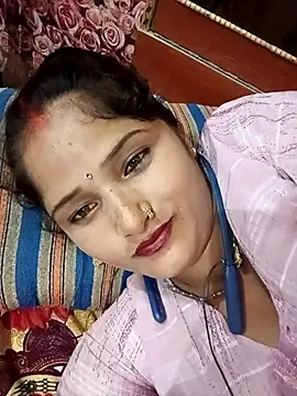 Snapshot of annaya_sweet chatting on July 17, 8:32 am annaya sweet online show from July 17, 8:32 am