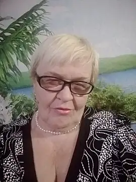 VioletSweet566 online show from January 17, 9:50 pm