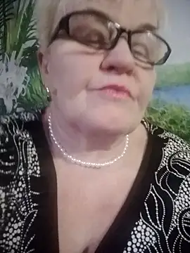 VioletSweet566 online show from February 9, 8:34 pm