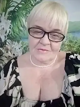 VioletSweet566 online show from February 20, 1:51 pm