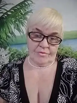 VioletSweet566 online show from February 21, 3:56 am