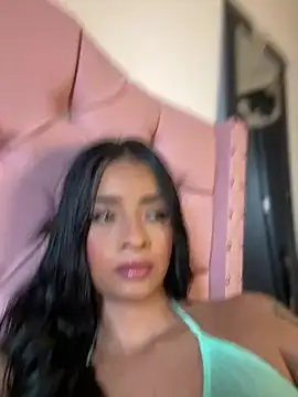 Laura fernandezII online show from March 4, 3:26 pm