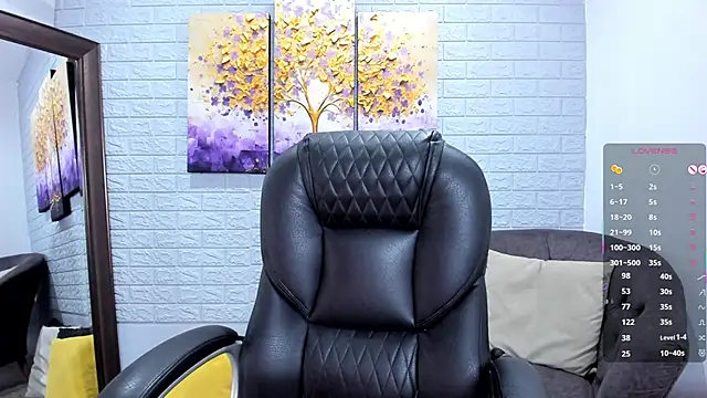 Snapshot of LenaRuiz_ chatting on June 2, 12:18 pm LenaRuiz online show from June 2, 12:18 pm