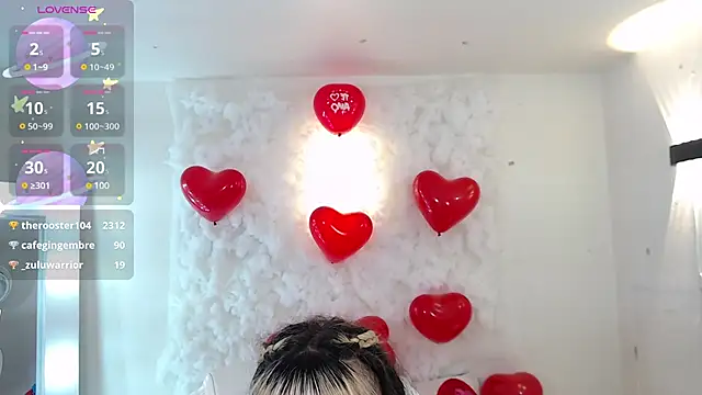 Snapshot of _sharlotte777 chatting on February 14, 10:14 pm  sharlotte777 online show from February 14, 10:14 pm