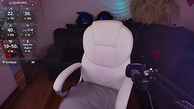 Snapshot of _sharlotte777 chatting on February 25, 7:47 pm  sharlotte777 online show from February 25, 7:47 pm