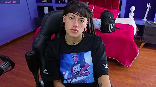 Snapshot of _sharlotte777 chatting on September 16, 4:08 pm  sharlotte777 online show from September 16, 4:08 pm