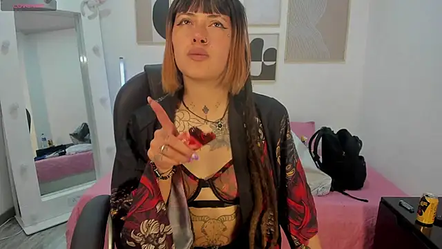 Snapshot of _sharlotte777 chatting on September 27, 3:28 pm  sharlotte777 online show from September 27, 3:28 pm