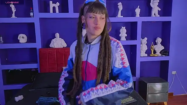  sharlotte777 online show from April 19, 12:26 pm