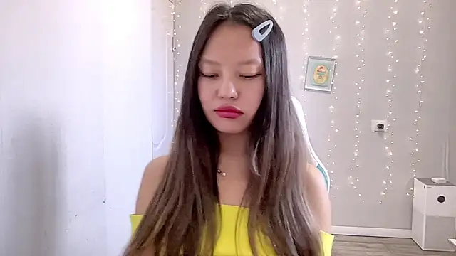 Risalynn online show from March 14, 6:21 am