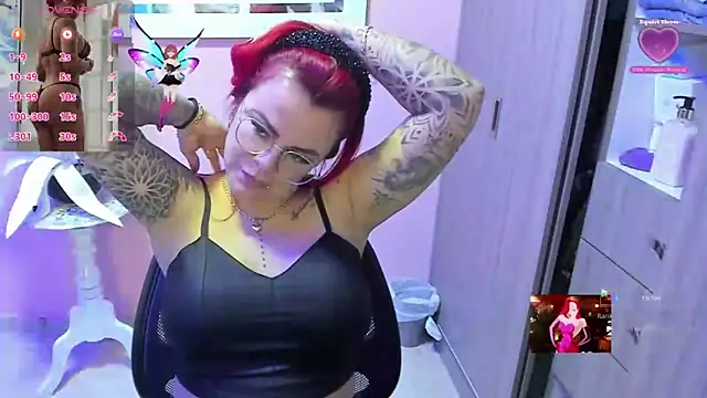 Snapshot of KAROL_MILF chatting on November 11, 12:10 am KAROL MILF online show from November 11, 12:10 am