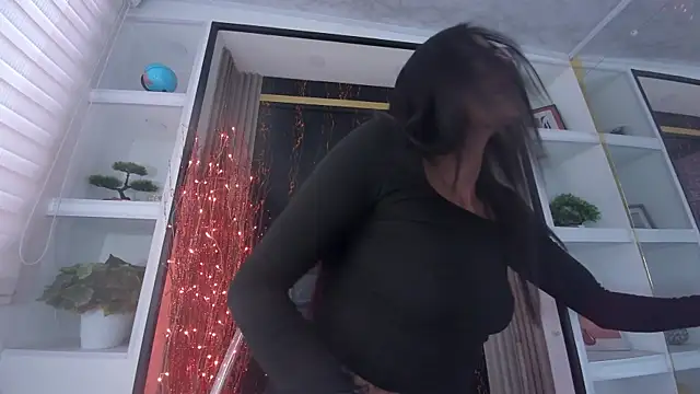 Princess Violett online show from December 16, 2:44 pm