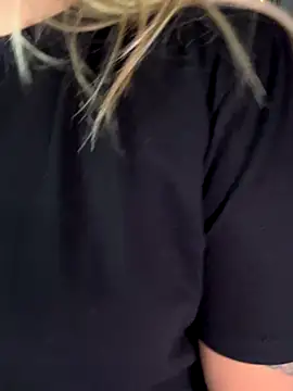 MiaPetit  online show from September 27, 12:48 am