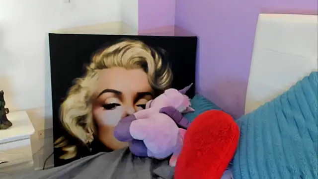 Charlotte11-11 online show from April 8, 3:56 pm